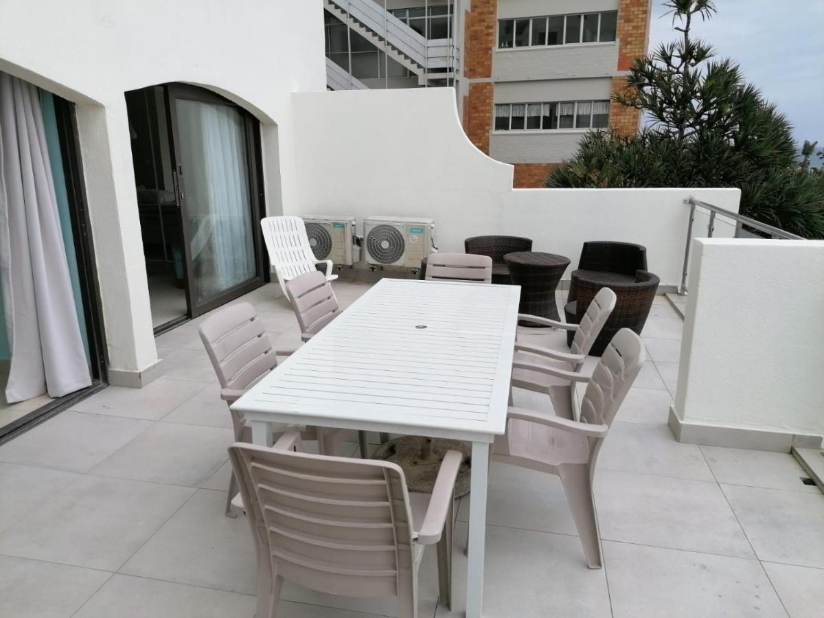 307 Bermudas - By Stay In Umhlanga Rocks Extérieur photo