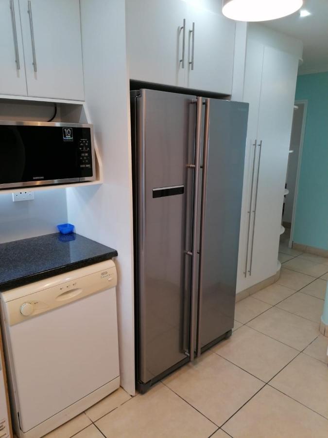 307 Bermudas - By Stay In Umhlanga Rocks Extérieur photo