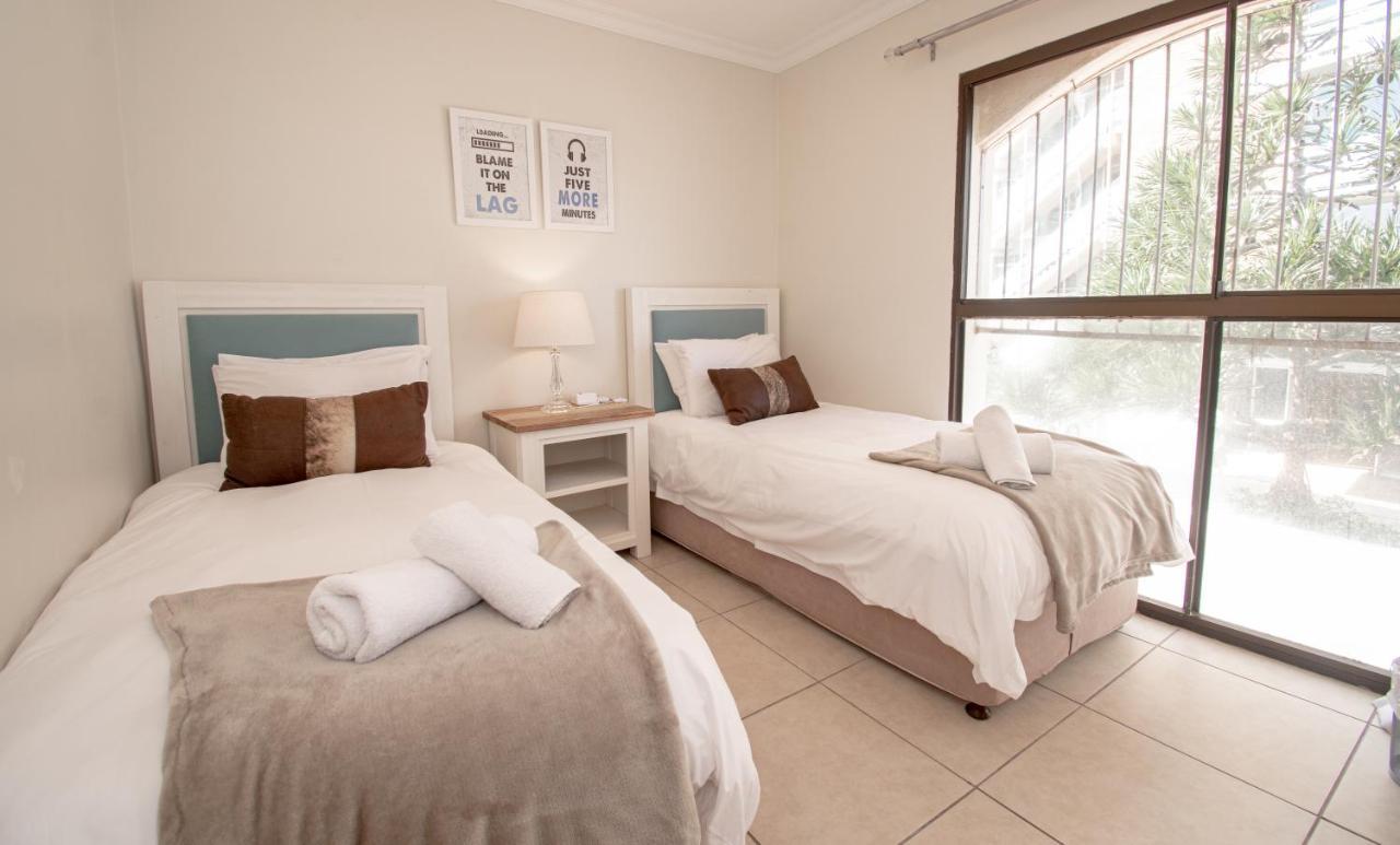 307 Bermudas - By Stay In Umhlanga Rocks Extérieur photo