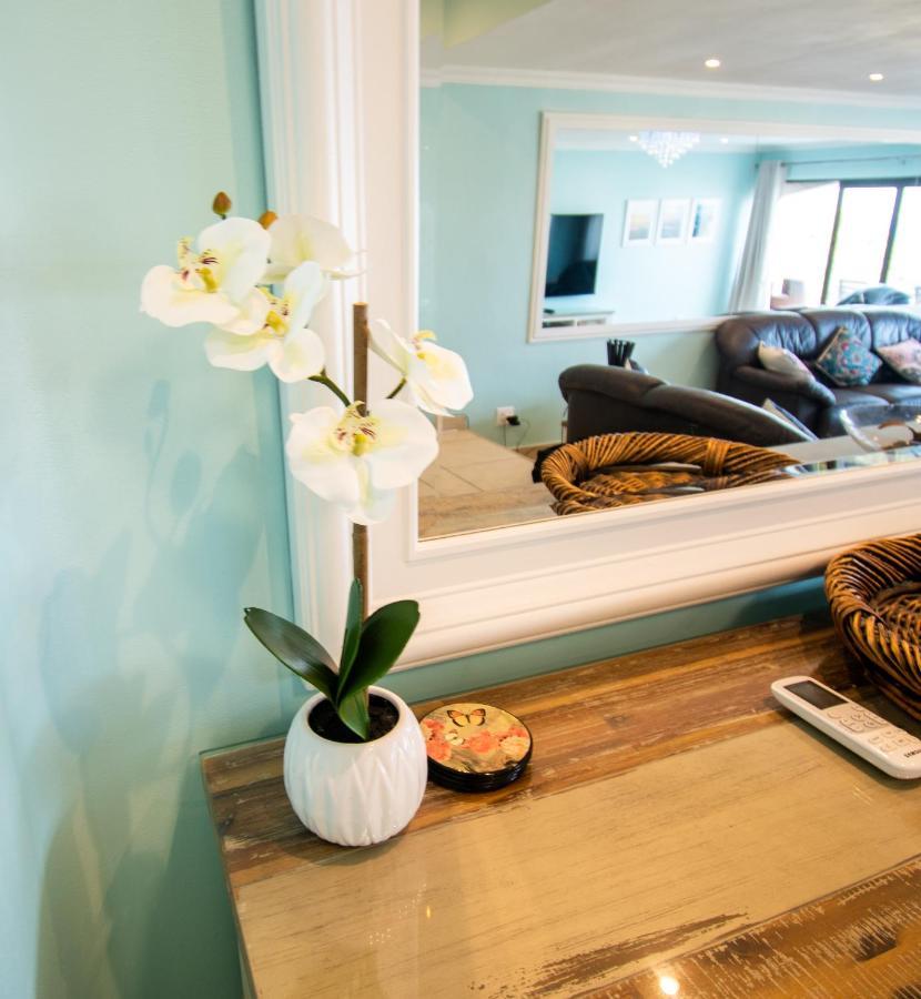 307 Bermudas - By Stay In Umhlanga Rocks Extérieur photo